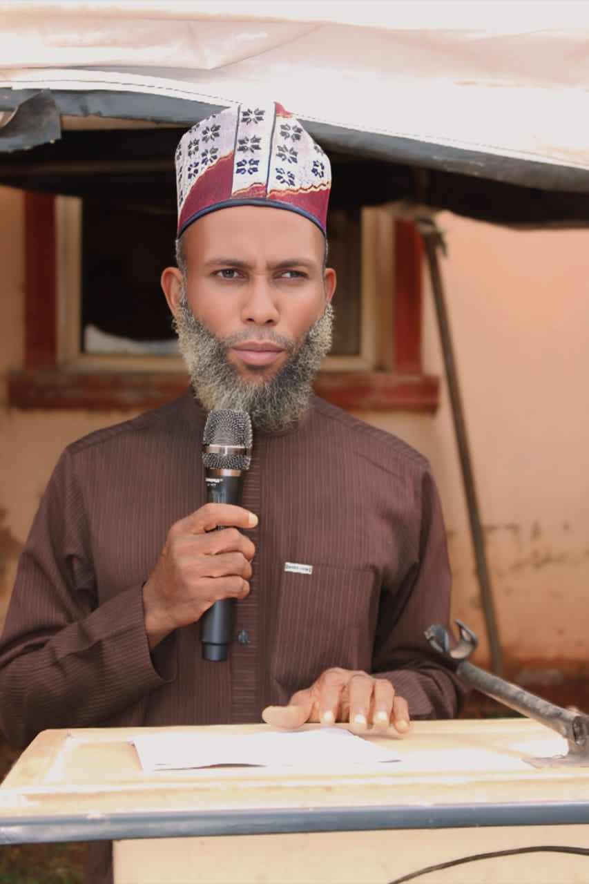 Community participation at Warrake Central Mosque